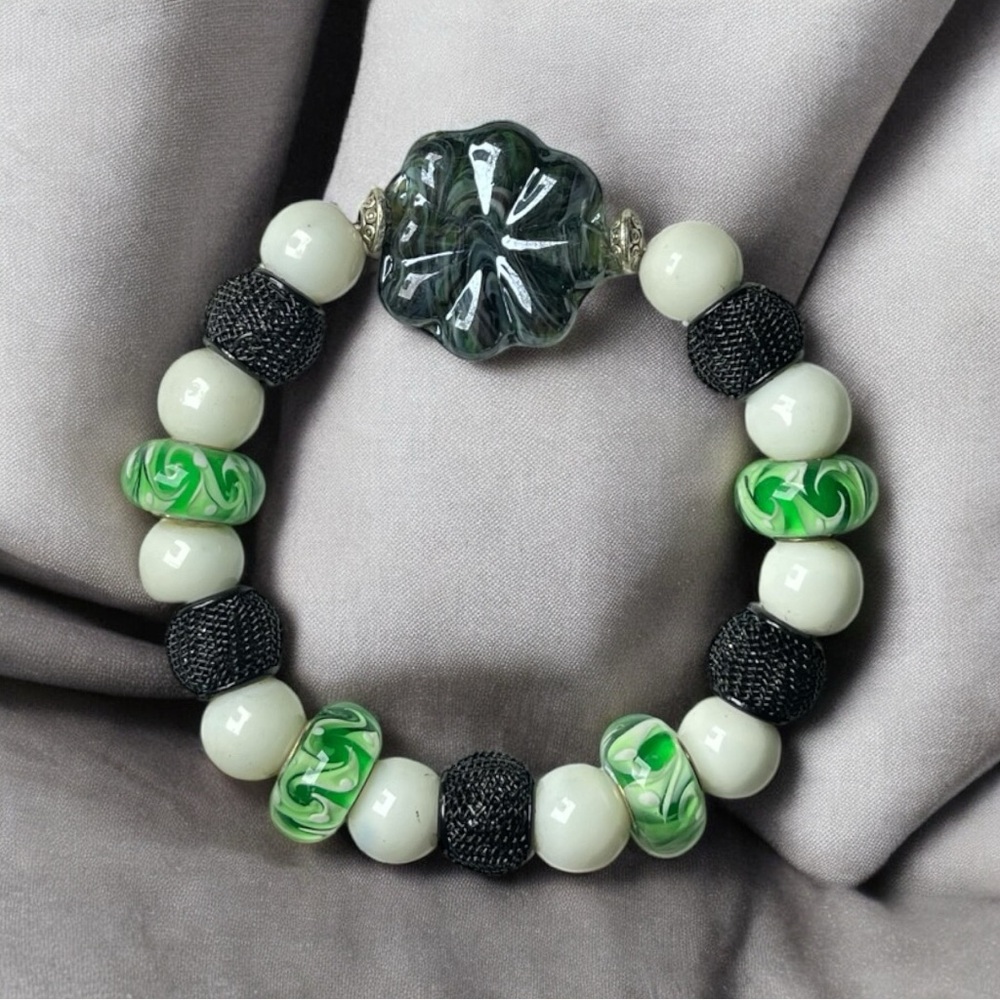 Artisan Glass Beaded Bracelet